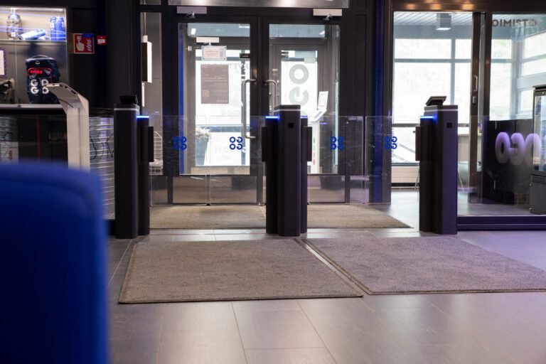 GT-60 speed gate — GOGO Hervanta — entrance view