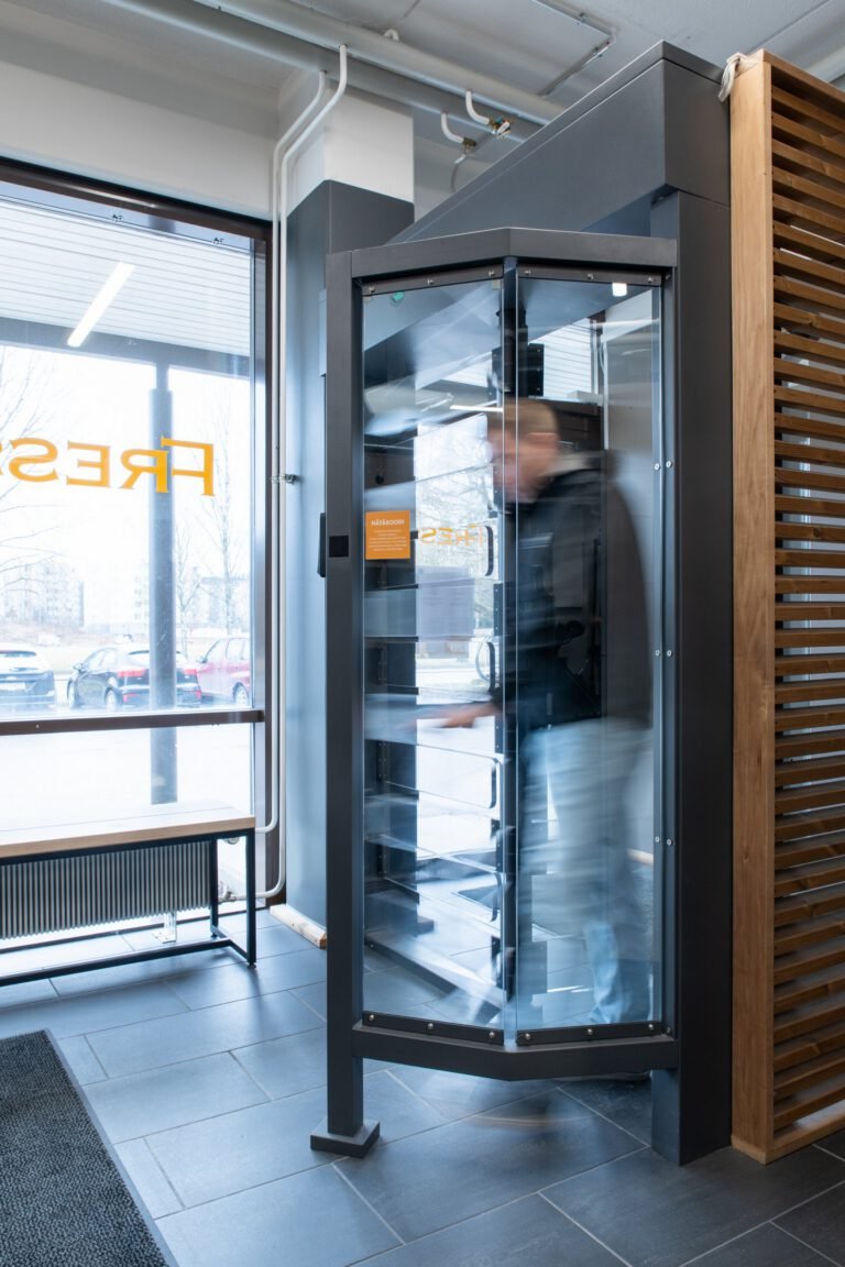 GT5 full-height turnstile — Fressi Kaukajärvi — entrance view
